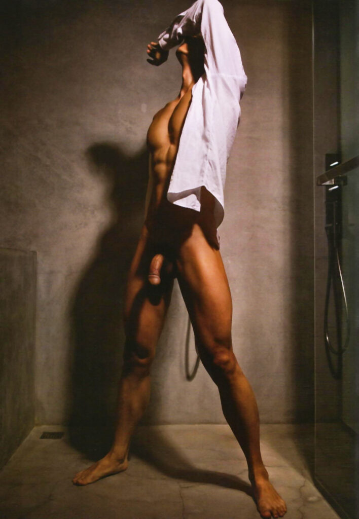 #ChulazoDelDía latin boy naked